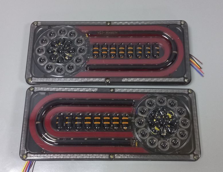 Ліхтар LED задній 12-24v до Автомобільної техніки, вантажівок, 33х13см (Поворотник, що біжить) 4167 фото