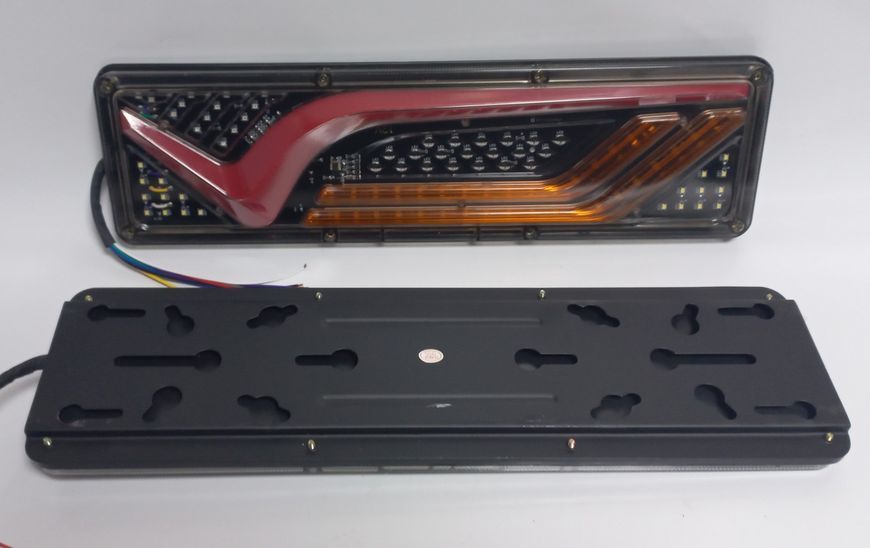 Ліхтар LED задній 12-24v до Автомобільної техніки, вантажівок, 46х13 см (Бігаючий поворотник) Ferrari 2828 фото