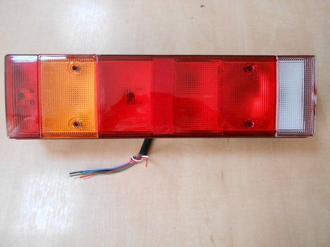 Ліхтар задній 7сек. лівий з кабелем з підсвічуванням LED номера YP-83L B фото